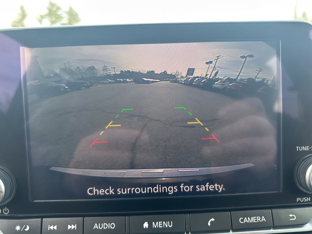 Used 2023 Nissan Rogue SV image 25