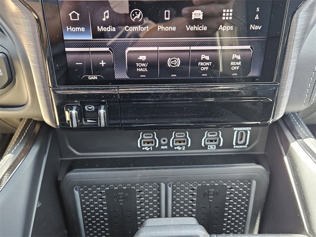 New 2025 RAM 2500 Rebel w/ Rebel Level 2 Equipment Group image 20