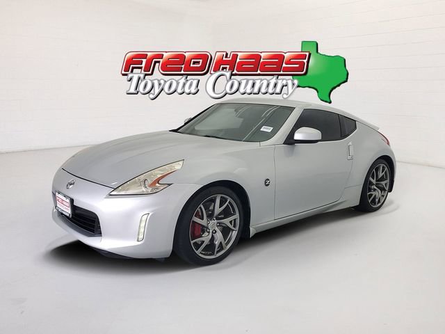 Used 2016 Nissan 370Z w/ Sport Package