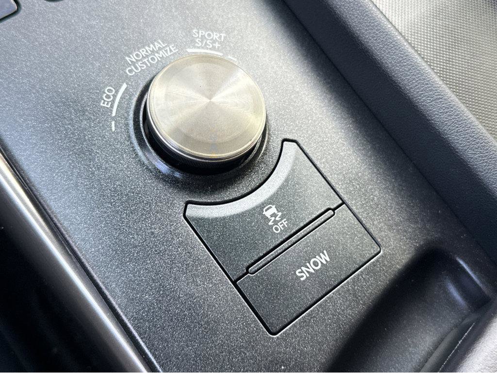 Used 2020 Lexus IS 350 F Sport w/ F Sport Package image 30