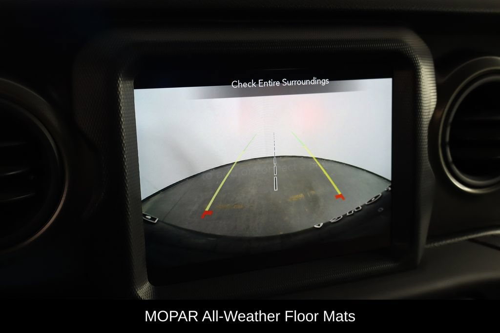 Used 2023 Jeep Wrangler Unlimited w/ Sun & Screen Package AWD/4WD image 38