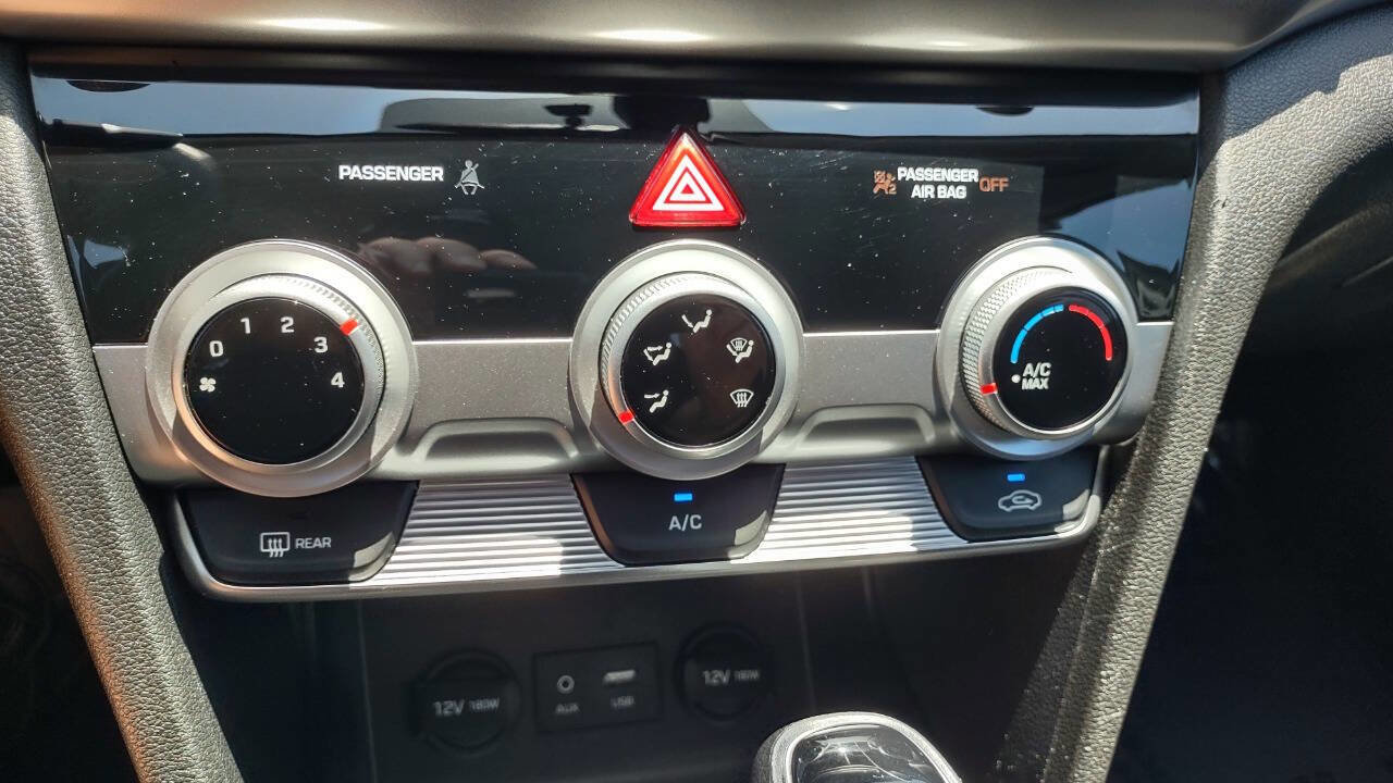 Used 2019 Hyundai Elantra SEL image 22