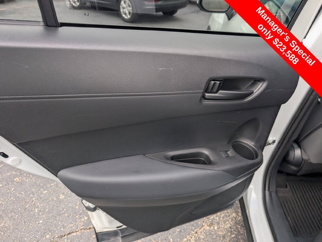 Used 2022 Toyota Corolla Cross LE AWD/4WD image 10