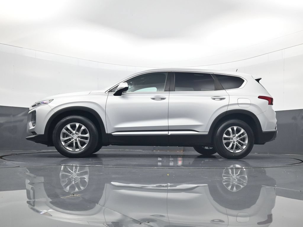 Used 2020 Hyundai Santa Fe SE FWD image 29