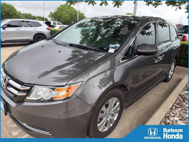 Used 2017 Honda Odyssey SE image 1