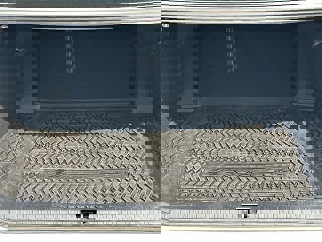 Used 2021 Toyota Avalon Limited image 27