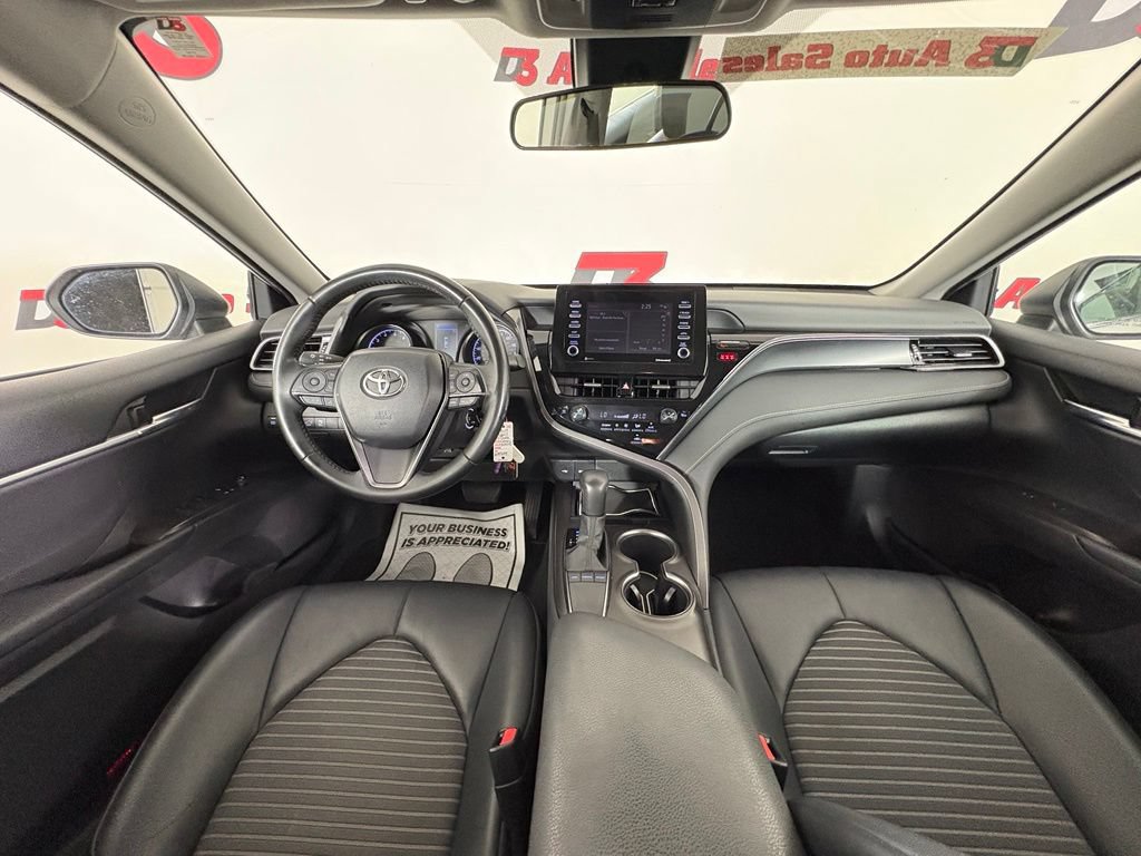 Used 2023 Toyota Camry SE FWD image 32