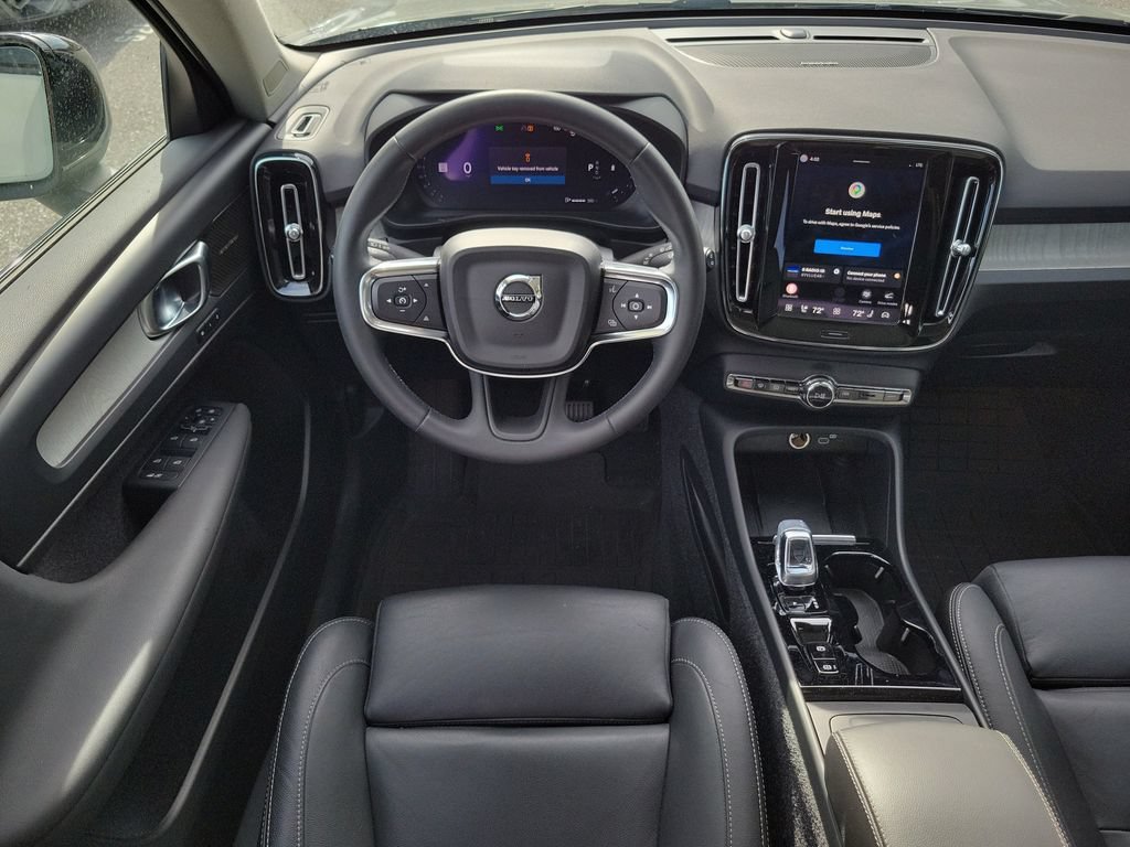 Used 2024 Volvo XC40 B5 Ultimate w/ Climate Package AWD/4WD image 9