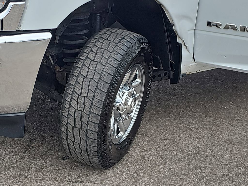 Used 2022 RAM 2500 Tradesman w/ Chrome Appearance Group image 33