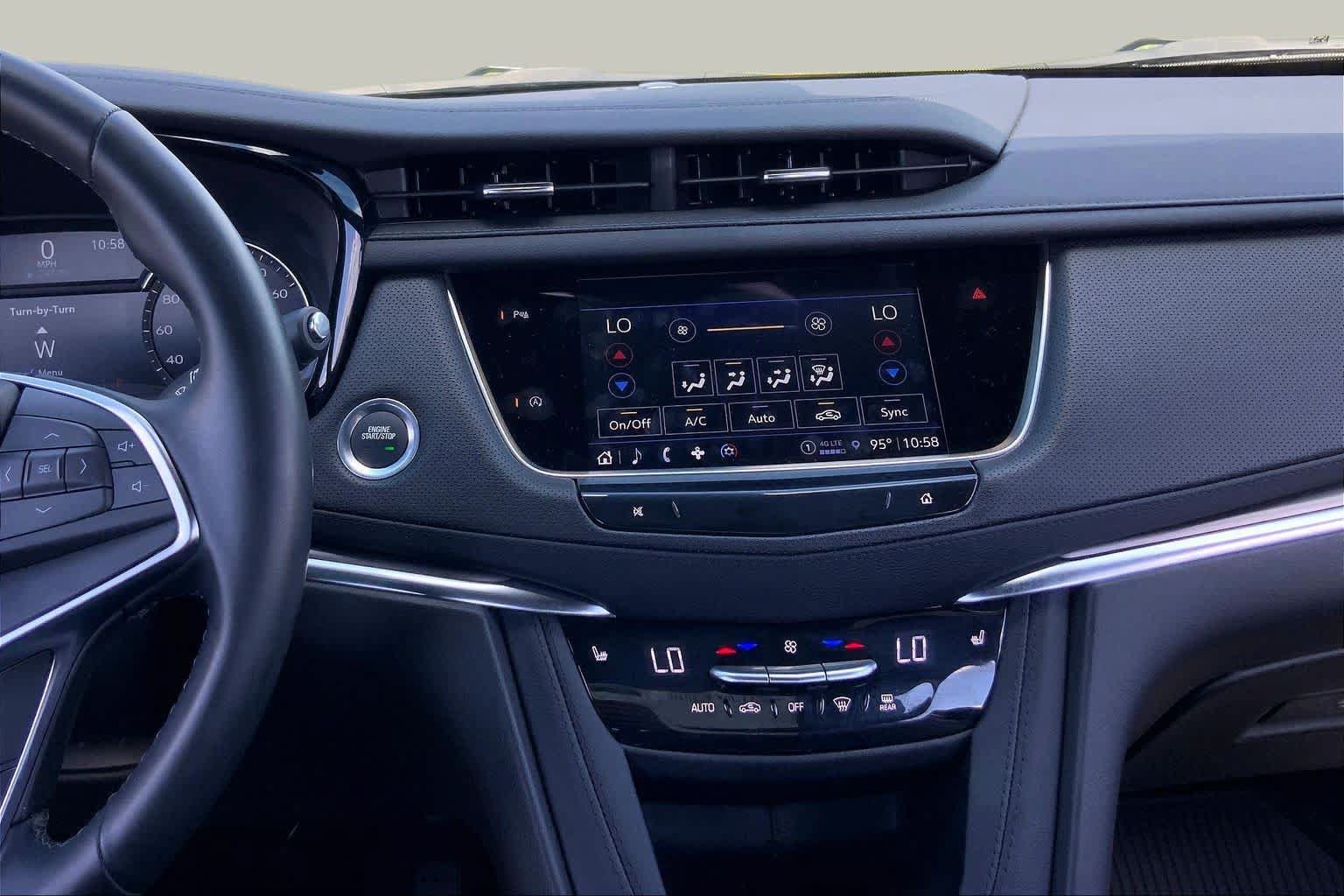 Used 2025 Cadillac XT5 Luxury w/ LPO, Floor Liner Package FWD image 7