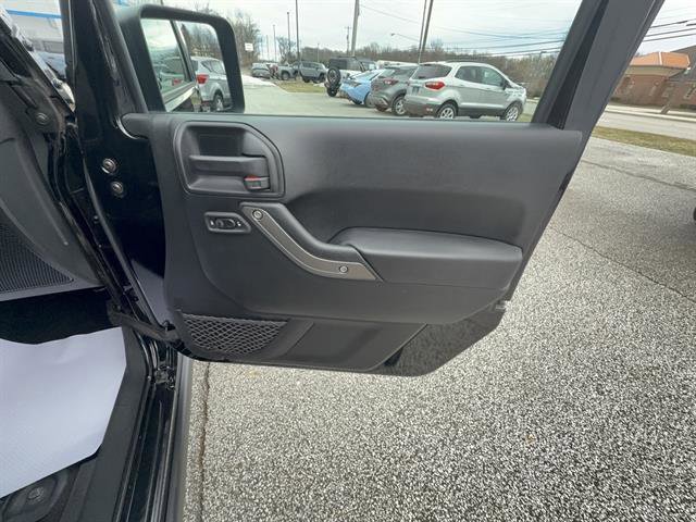 Used 2018 Jeep Wrangler Unlimited Sport image 23