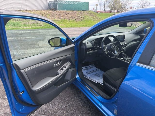 Used 2022 Nissan Sentra SV FWD image 9