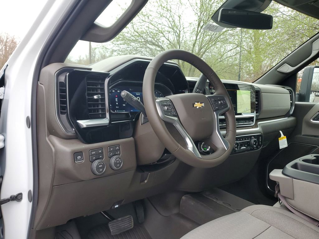 New 2026 Chevrolet Silverado 2500 LT w/ All Star Edition AWD/4WD image 15