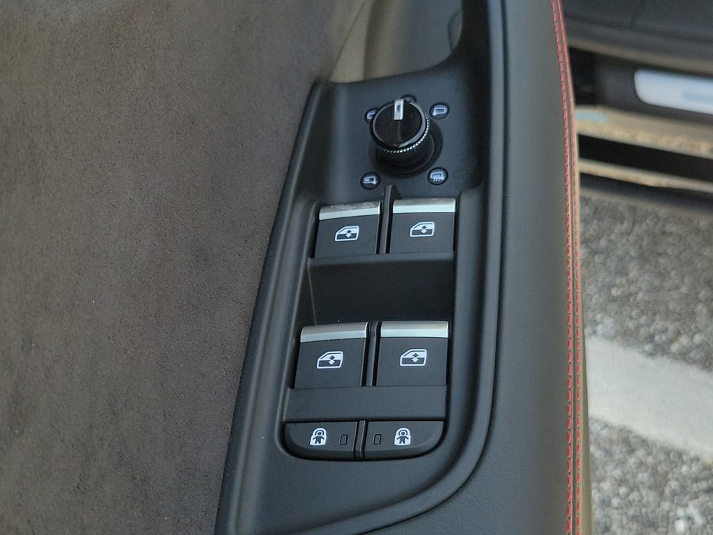 Used 2026 Audi SQ8 Prestige AWD/4WD image 20