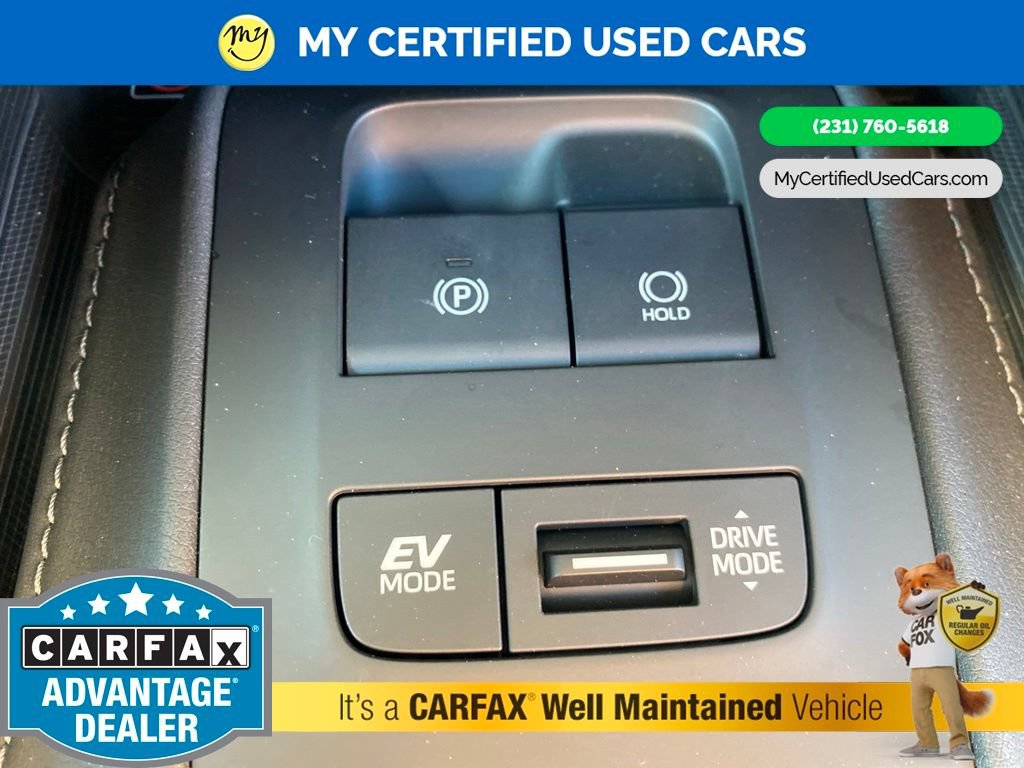 Used 2024 Toyota Venza XLE AWD/4WD image 24