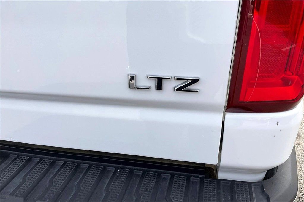 Used 2024 Chevrolet Silverado 2500 LTZ image 12