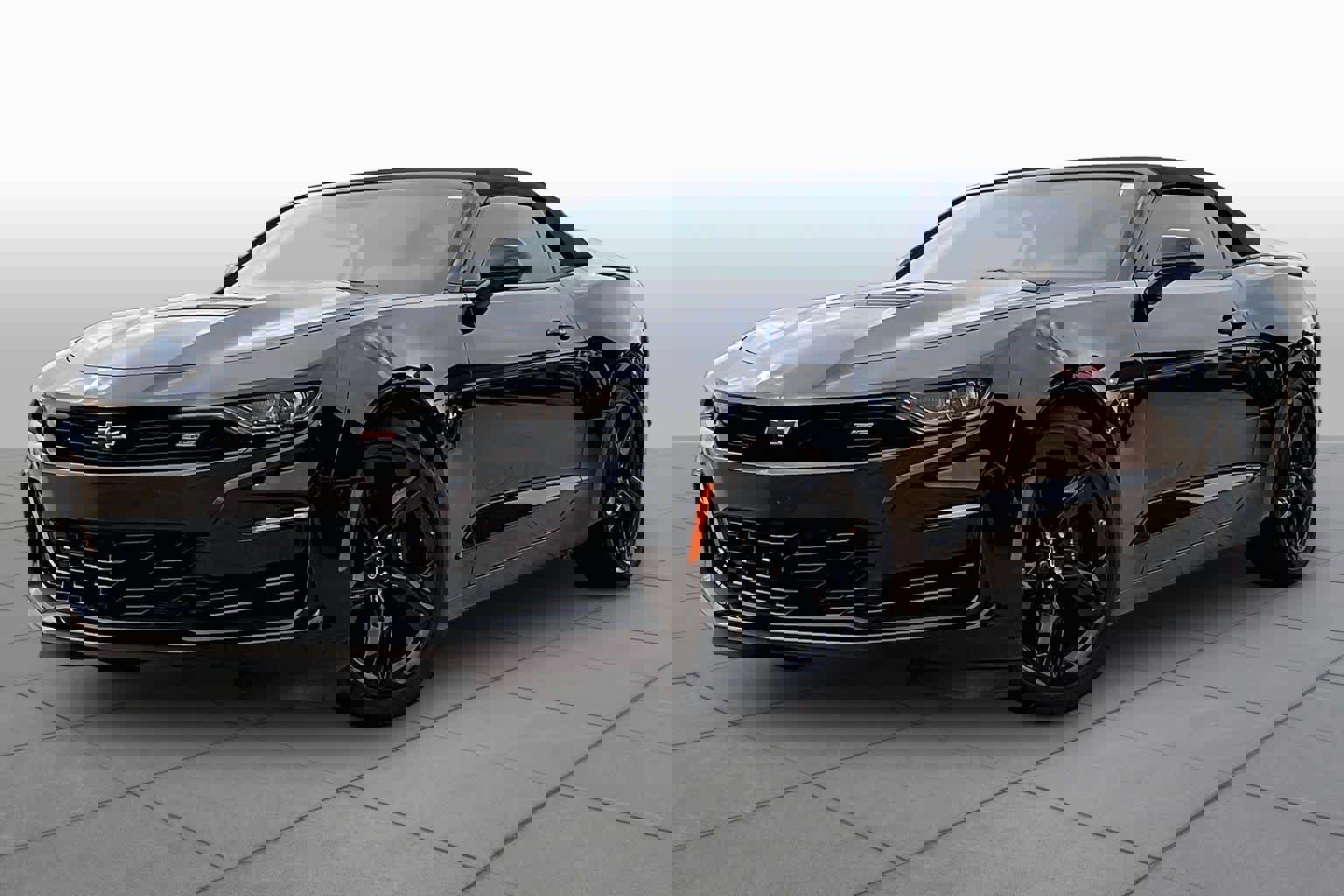 Used 2023 Chevrolet Camaro SS image 3