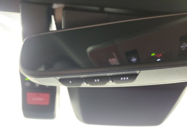 Used 2025 Toyota Camry XSE w/ Premium Package image 77