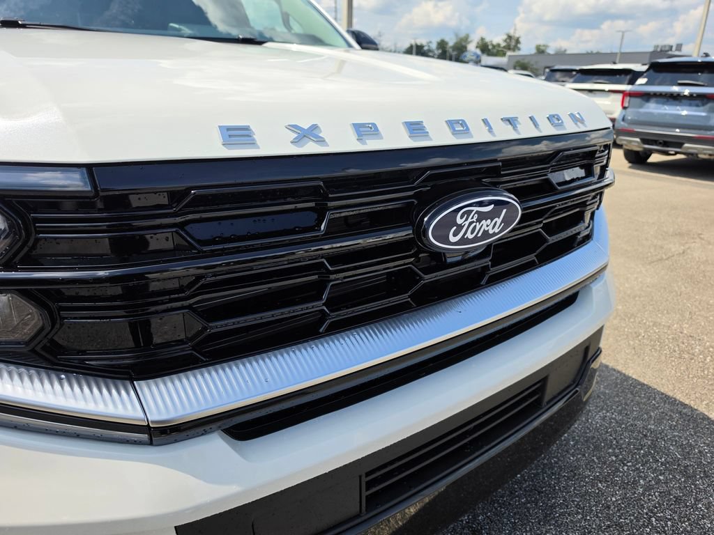 New 2027 Ford Expedition Platinum RWD image 15