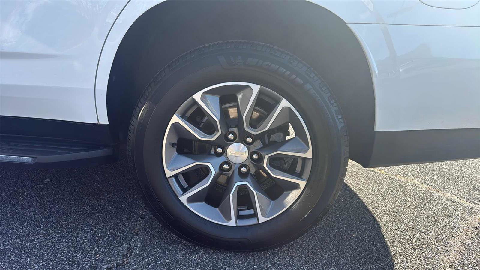 Used 2023 Chevrolet Tahoe LS image 29