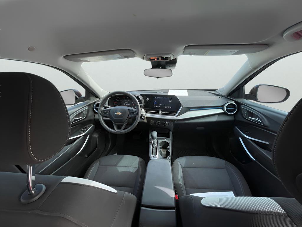 Used 2024 Chevrolet Trax LS w/ LS Convenience Package FWD image 15
