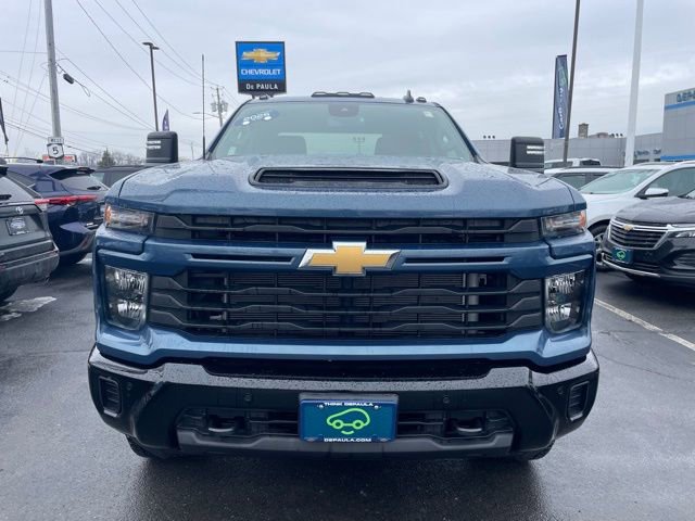 Used 2025 Chevrolet Silverado 2500 Custom w/ Custom Value Package image 18