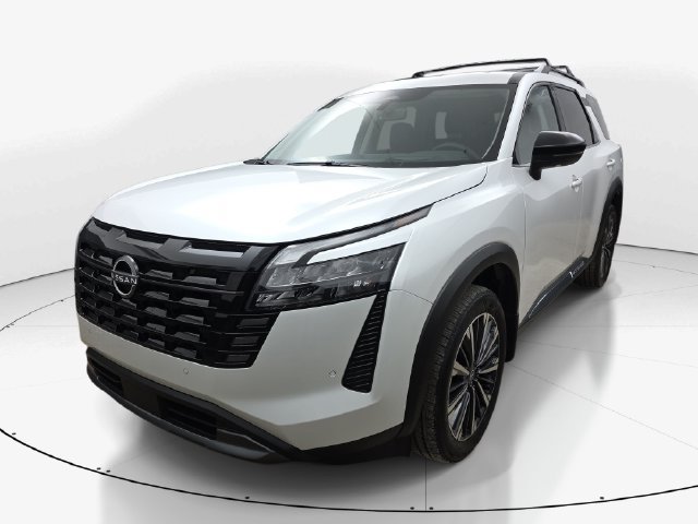 New 2026 Nissan Pathfinder Platinum w/ Accent Package FWD image 11