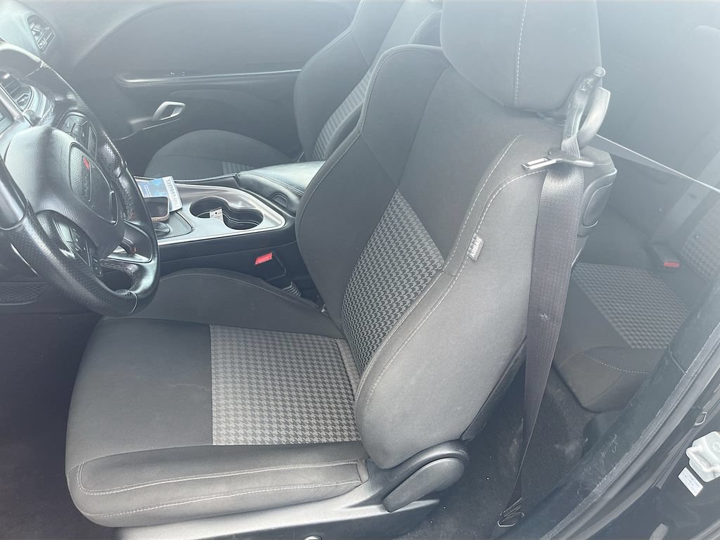 Used 2022 Dodge Challenger GT AWD/4WD image 20