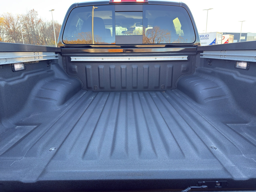 New 2026 Nissan Frontier SV image 8