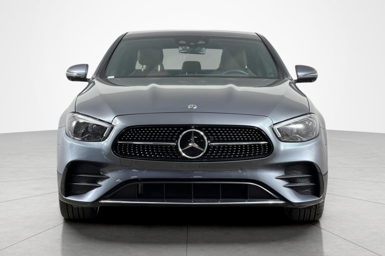 Used 2023 Mercedes-Benz E 350 4MATIC Sedan image 8
