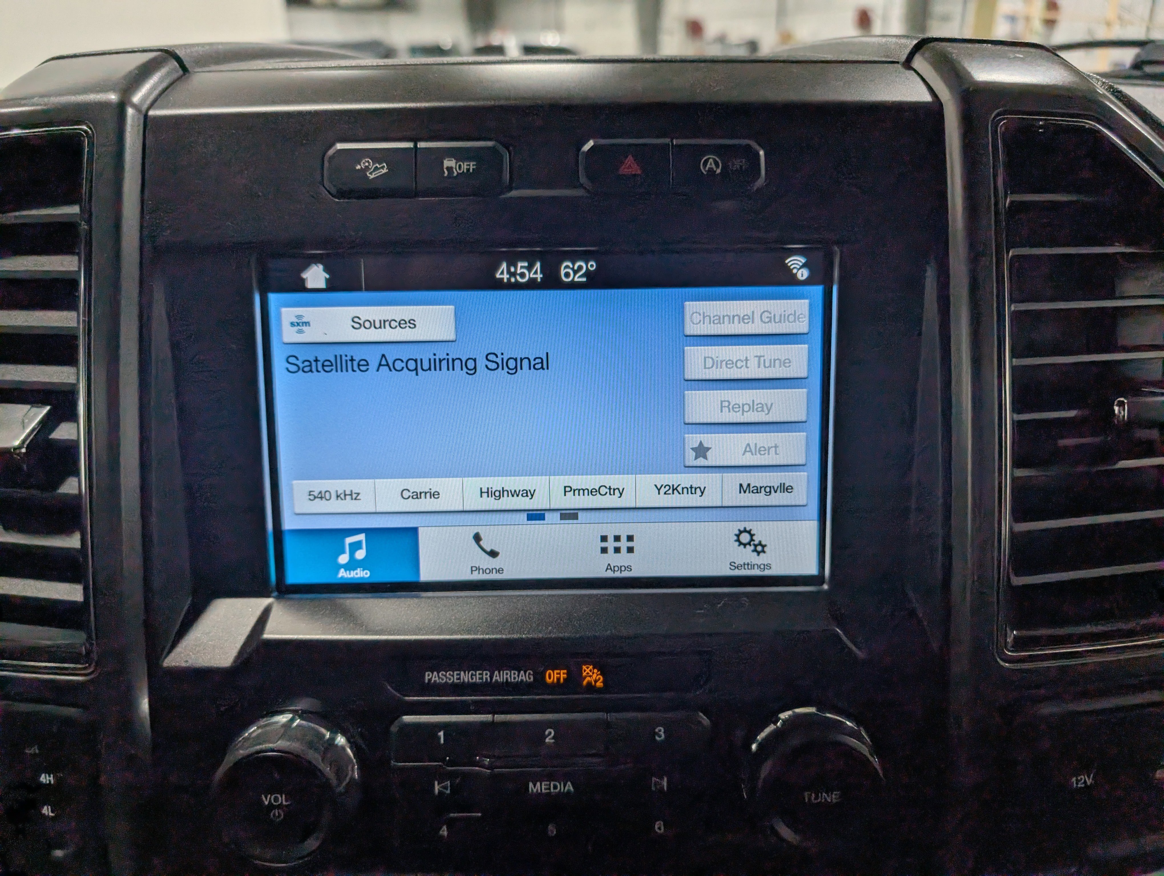 Used 2019 Ford F150 XLT w/ Equipment Group 302A Luxury AWD/4WD image 24