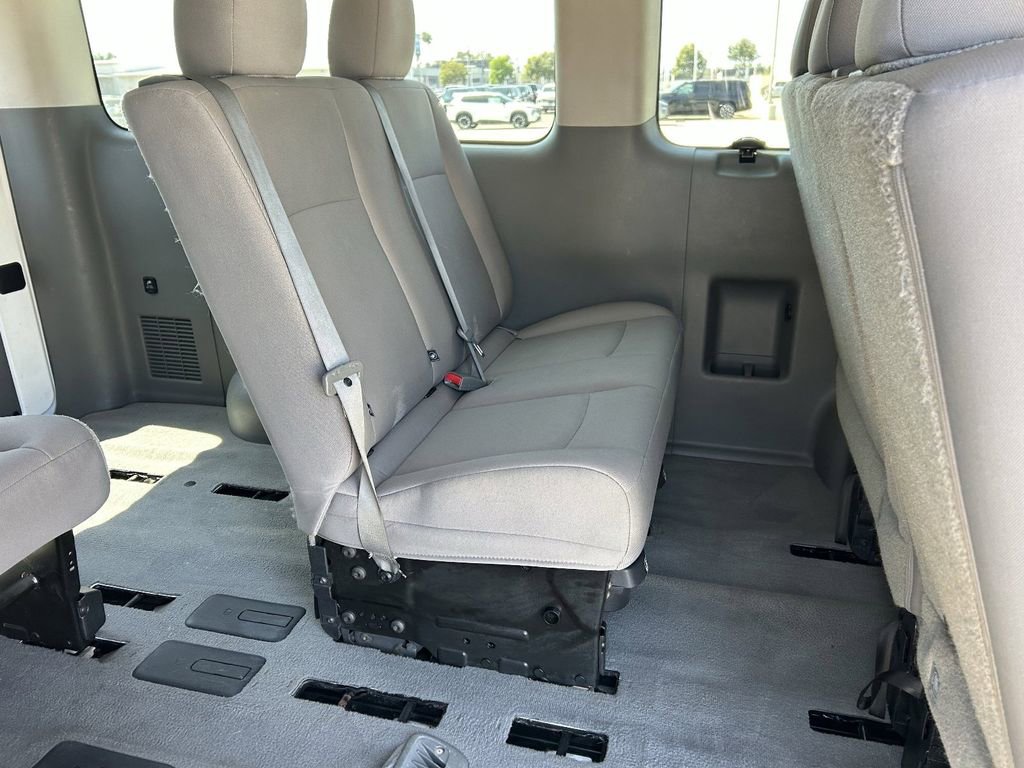Used 2016 Nissan NV 3500 SV w/ SV Technology Package image 12