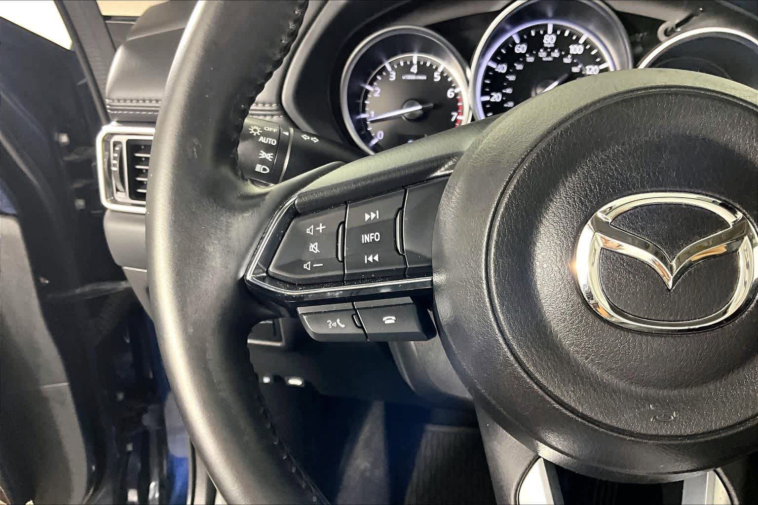 Used 2021 MAZDA CX-5 Touring AWD/4WD image 23