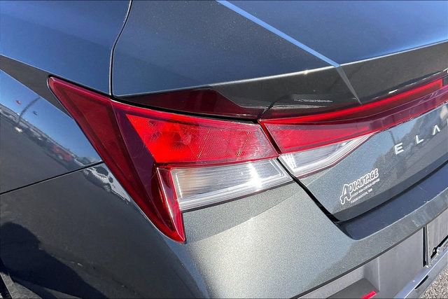 Used 2024 Hyundai Elantra SE image 32