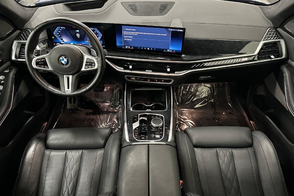 Certified 2025 BMW X7 M60i AWD/4WD image 15