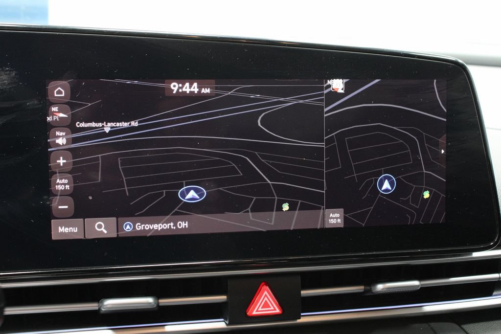 Used 2024 Hyundai Elantra SEL FWD image 3