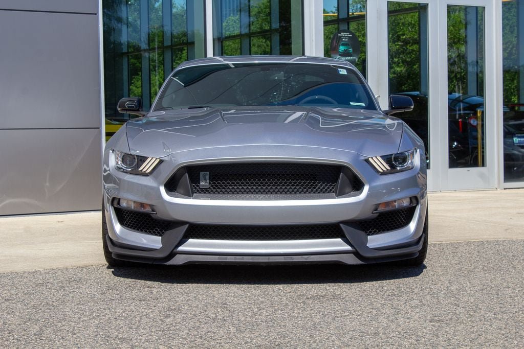 Used 2020 Ford Mustang Shelby GT350 w/ Technology Package RWD image 2