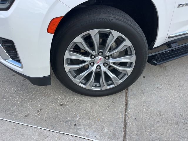 Used 2021 GMC Yukon XL Denali w/ Denali Premium Package image 41