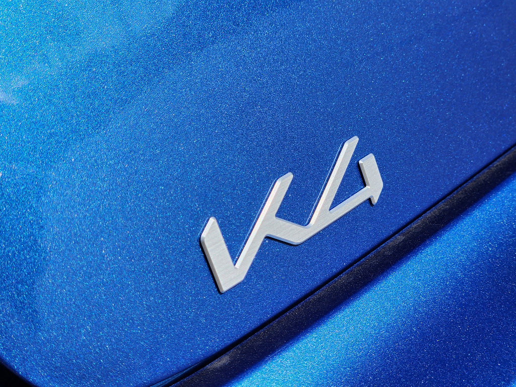 New 2025 Kia K4 GT-Line w/ GT-Line Premium Package image 8