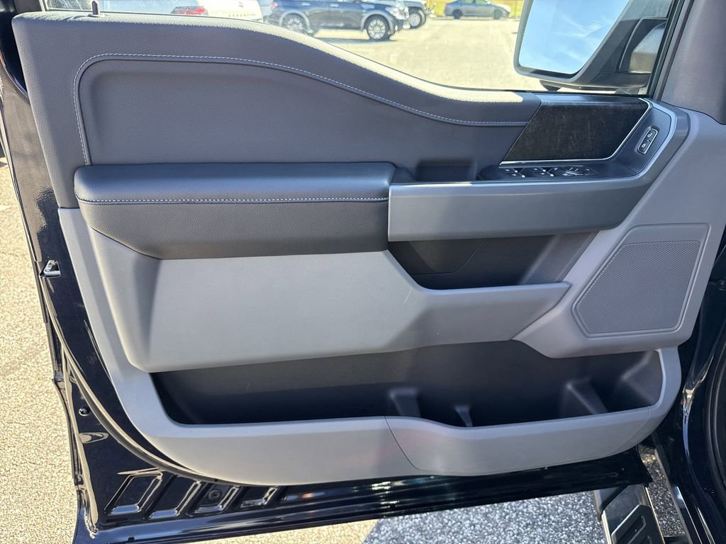 Used 2022 Ford F150 XLT w/ Equipment Group 302A High image 9