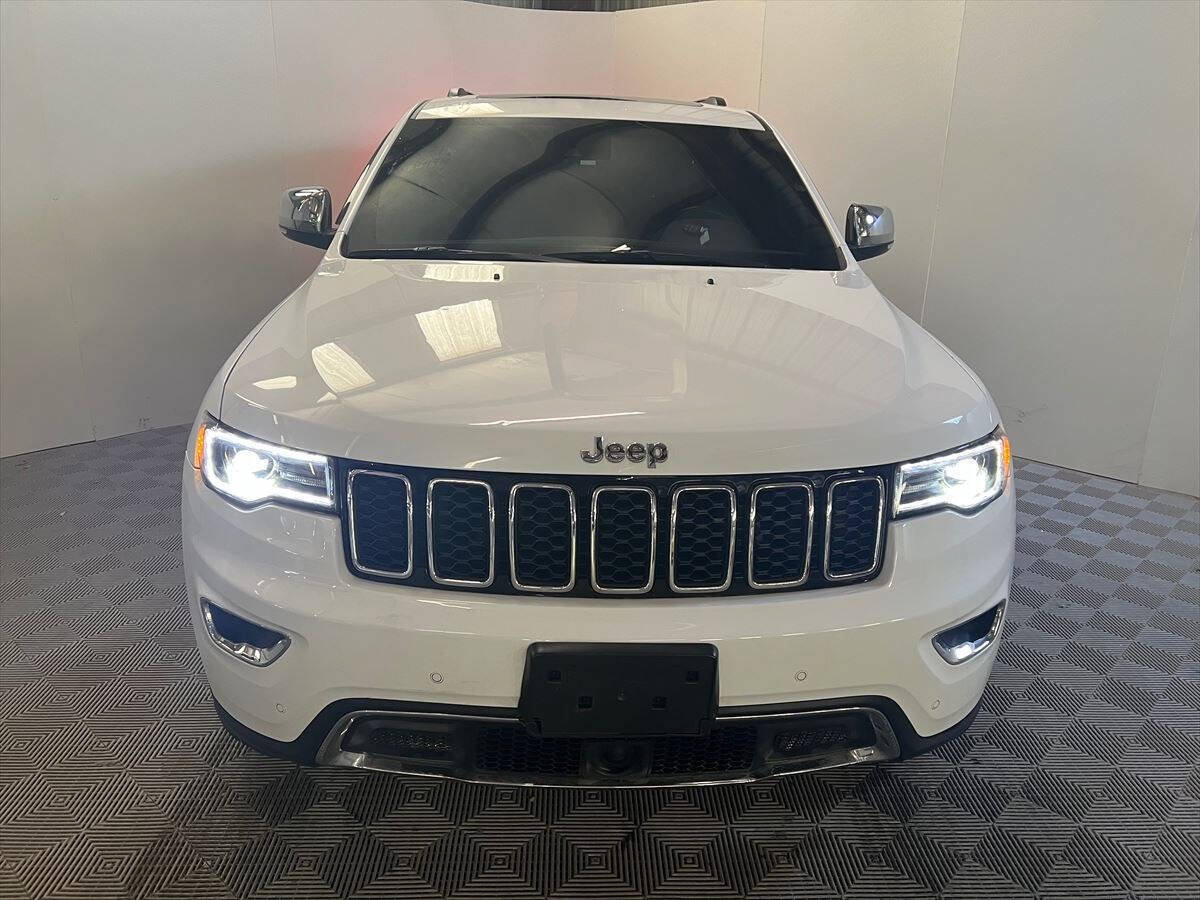 Used 2021 Jeep Grand Cherokee Limited w/ Luxury Group II AWD/4WD image 3