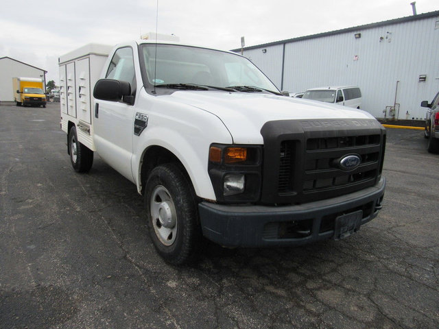 Used 2008 Ford F250 2WD Regular Cab Super Duty image 3