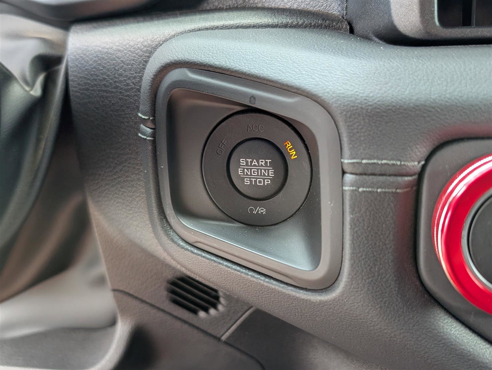 Used 2024 Jeep Gladiator Rubicon image 26