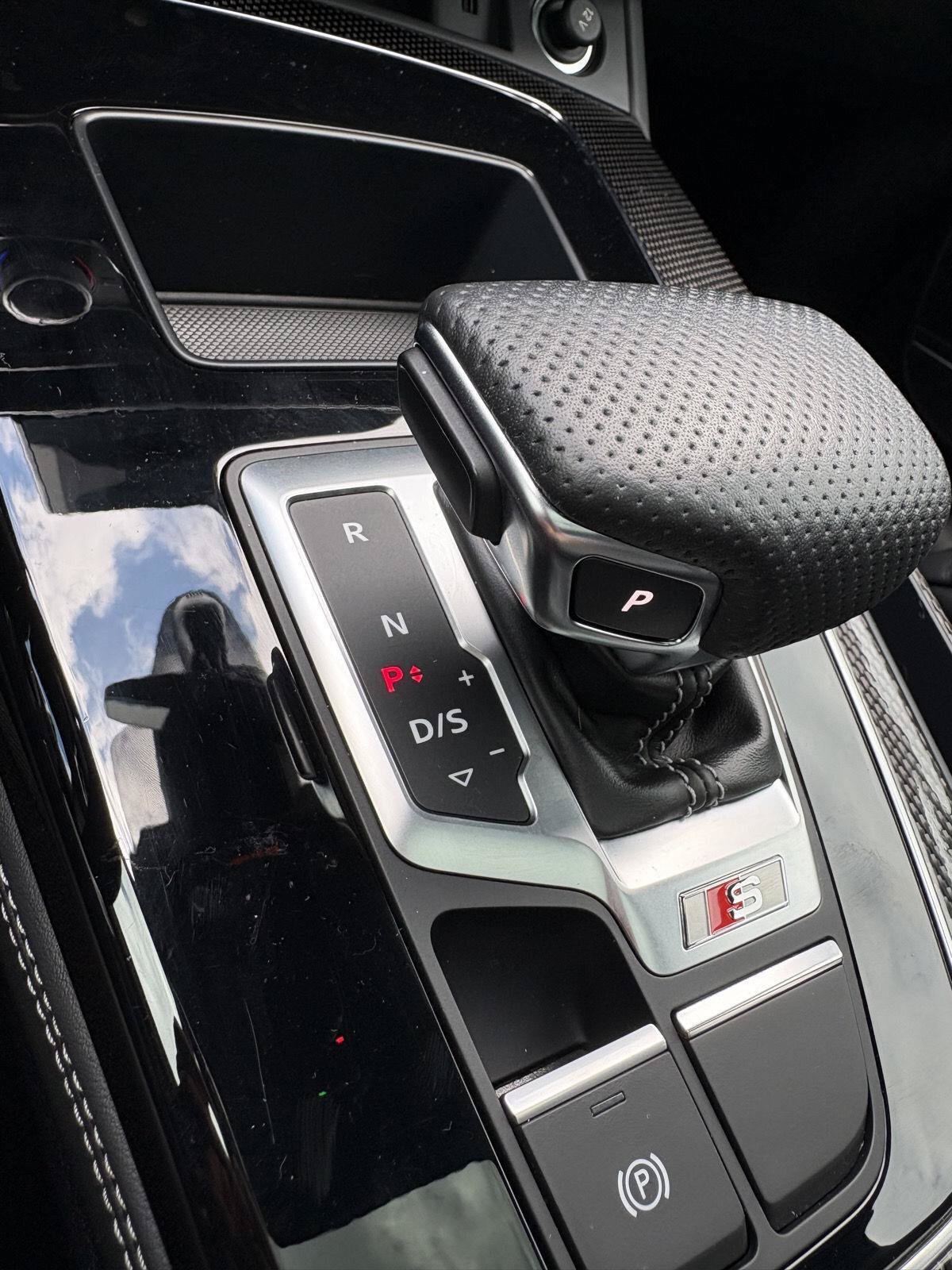 Certified 2023 Audi SQ5 Premium Plus w/ Premium Plus Package AWD/4WD image 18