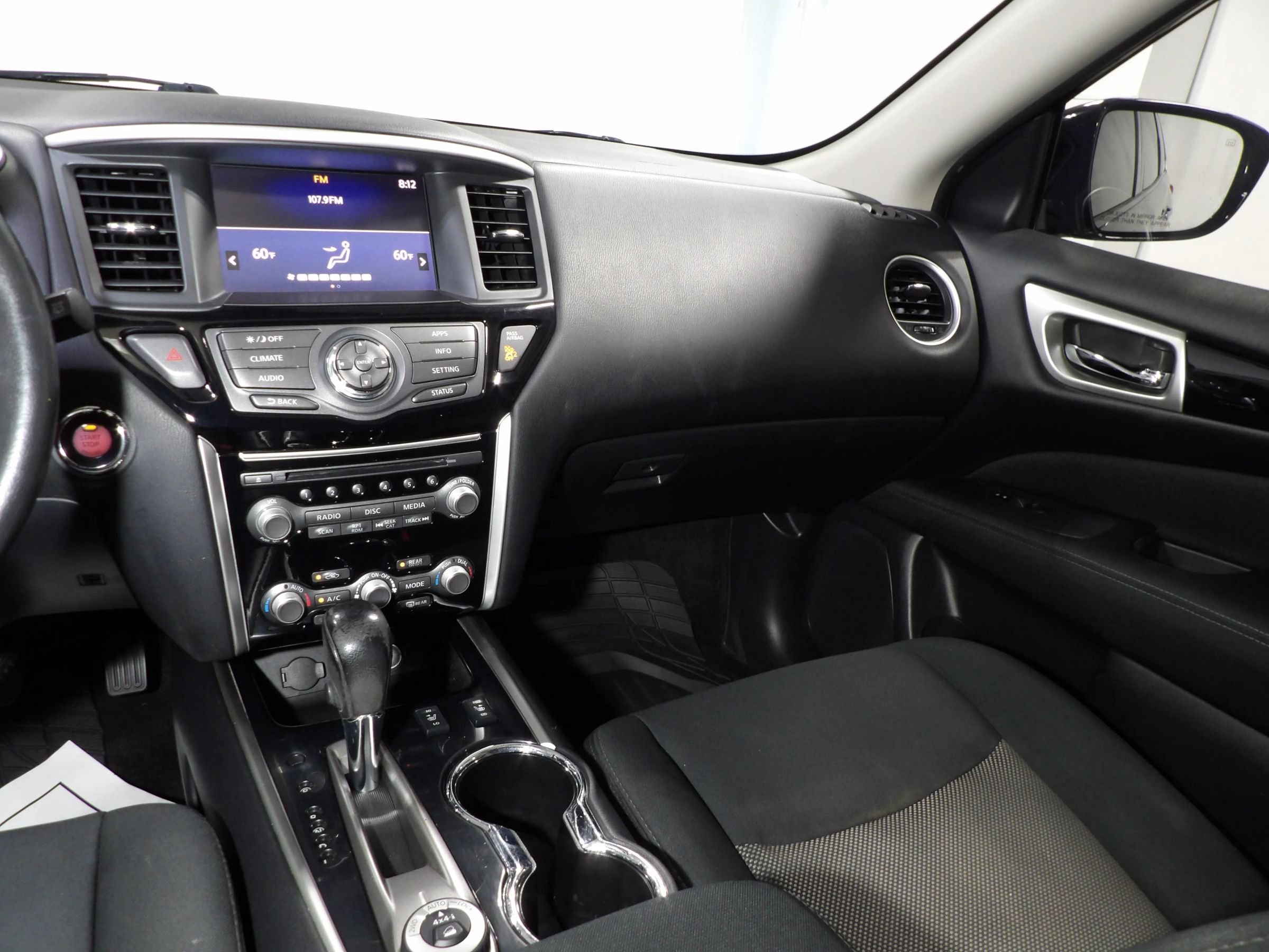 Used 2017 Nissan Pathfinder SV w/ SV Cold Weather Package AWD/4WD image 14