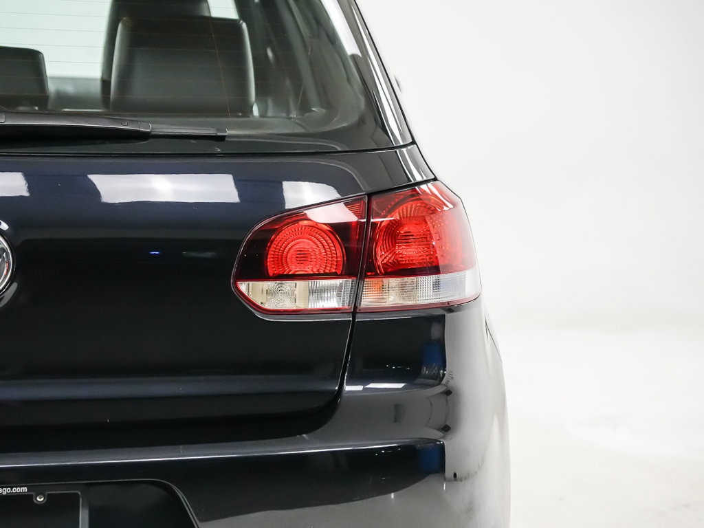 Used 2014 Volkswagen GTI Driver's Edition FWD image 12