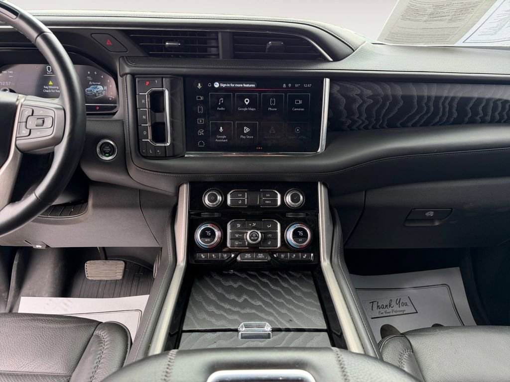 Used 2023 GMC Yukon Denali w/ Advanced Technology Package image 19