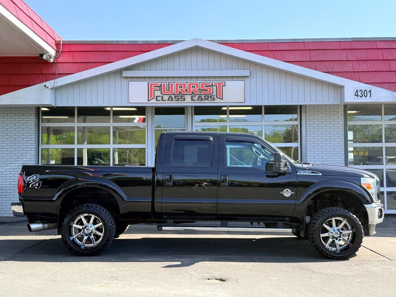 Used 2016 Ford F350 Lariat w/ Lariat Ultimate Package image 2