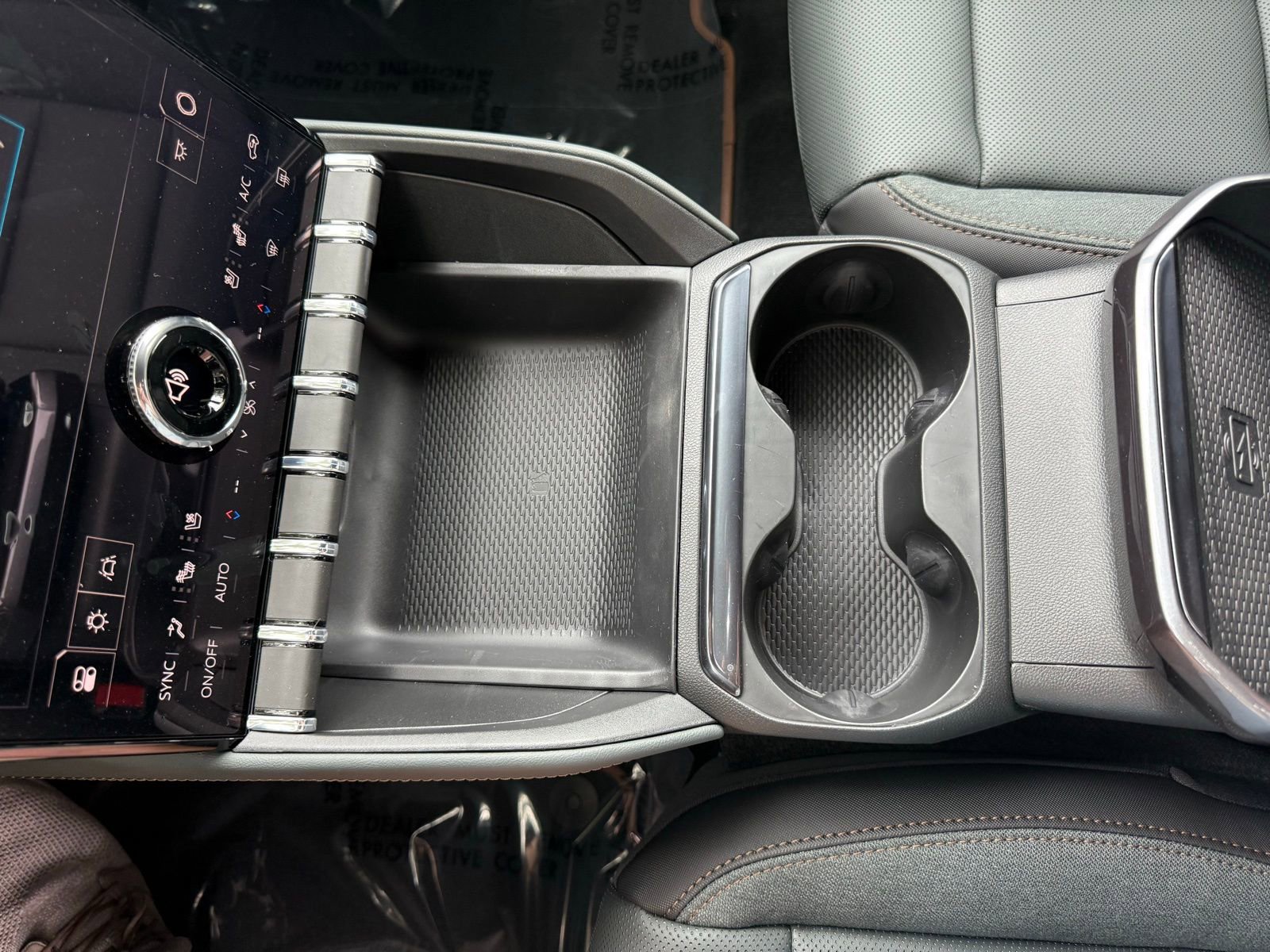 New 2026 GMC Terrain AT4 w/ Convenience Package III image 23