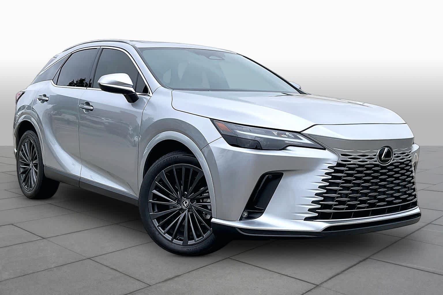 Used 2024 Lexus RX 350 Premium w/ Accessory Package (Z1) FWD image 3